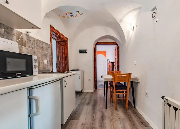 Way To The Castle * ليوبليانا